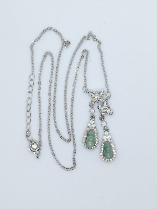 Icy green jadeite decorative necklace