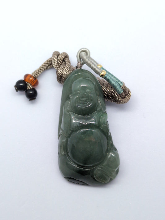 Green jadeite pendant