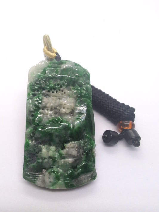Green jadeite pendant